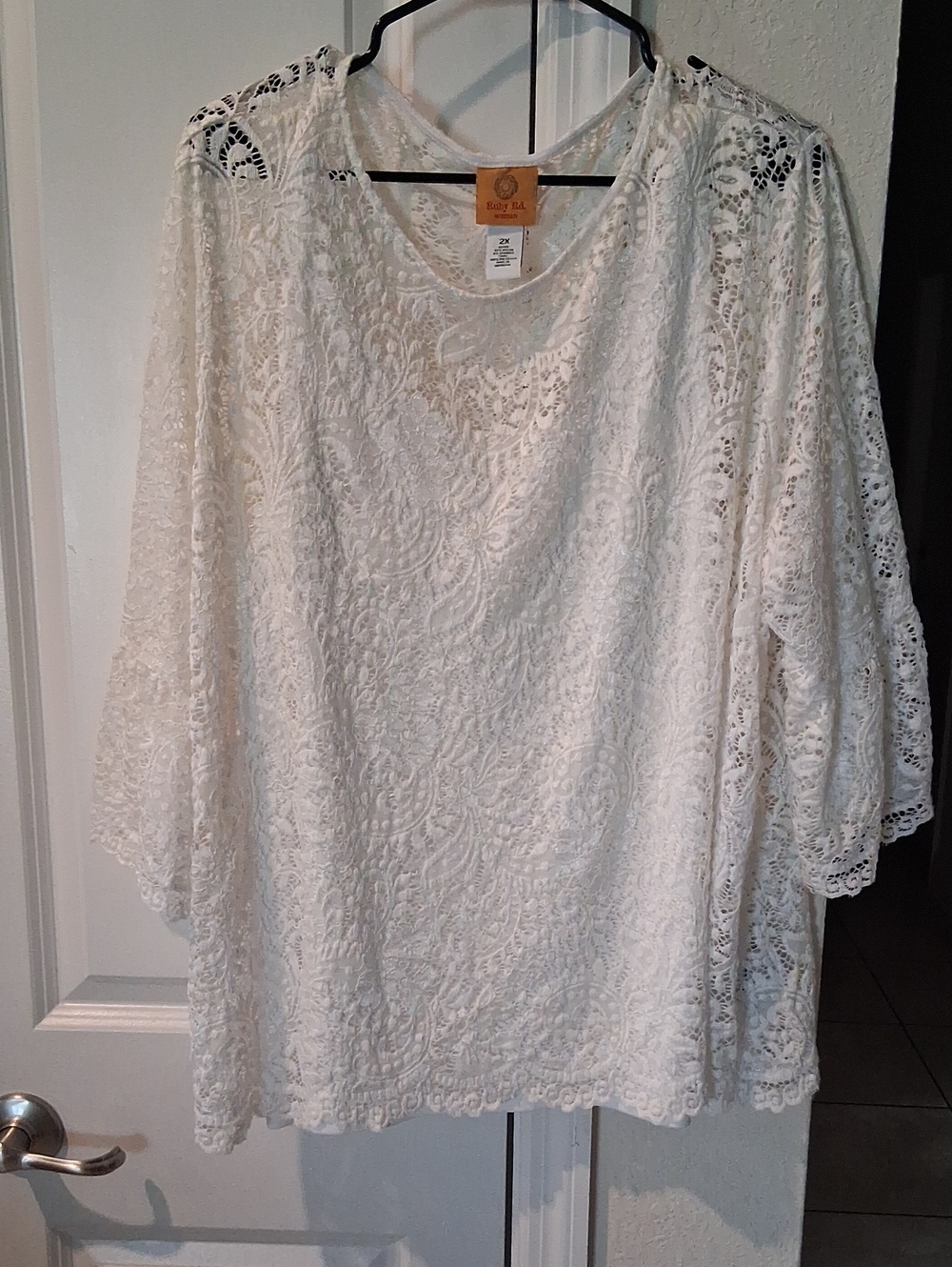 F: Roper Cream Lace Tunic Top